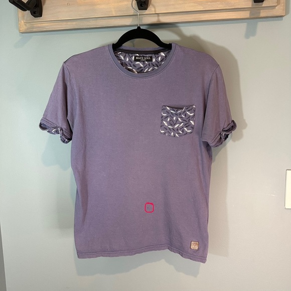 Brave Soul London Feather Pocket Tee in Blue - Picture 5 of 10